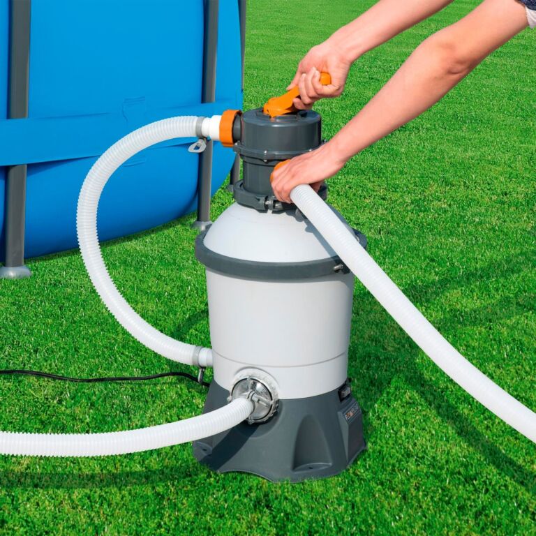 Conjunto de Piscina Desmontable de Ratán Gris Power Steel de 4,12 m x 2,01 m x 1,22 m con depuradora de arena