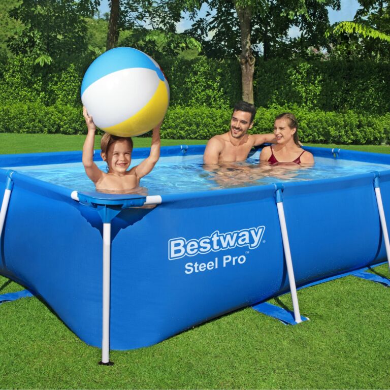 Piscina elevada Steel Pro de Bestway de 2.59 m x 1.70 m x 61 cm.