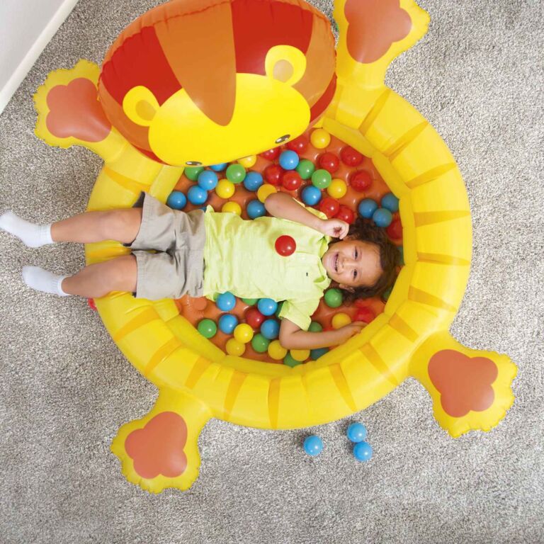 Piscina de bolas con forma de león de Up In & Over