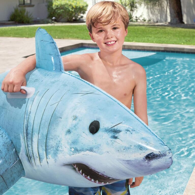 Hinchable infantil Tiburón realista de Bestway de 1,83 m x 1,02 m