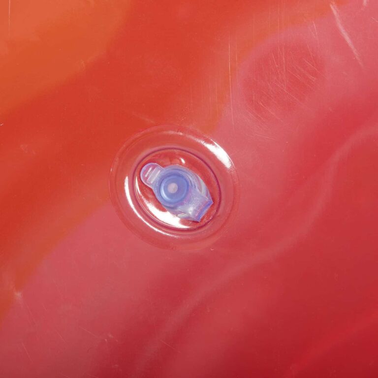 Flotador arcoíris ondulado de Bestway