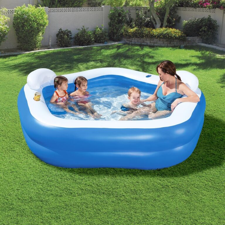 Bestway  2.13m x 2.06m x 69cm Family Fun Pool