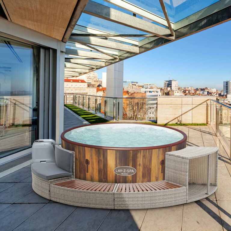 Pack Spa de hidromasaje inflable para 5-7 personas Lay-Z-Spa Helsinki AirJet con Revestimiento HALF SURROUND 180