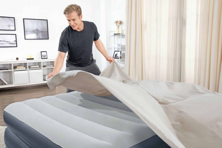 Colchón de Aire Tritech QuadComfort Queen de 2,03 m x 1,52 m x 51 cm con Bomba de Aire CA Integrada y Revestimiento Antimicrobiano