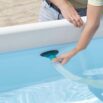 Kit mantenimiento piscina elevada con aspiradora y skimmer Bestway AquaClean Deluxe