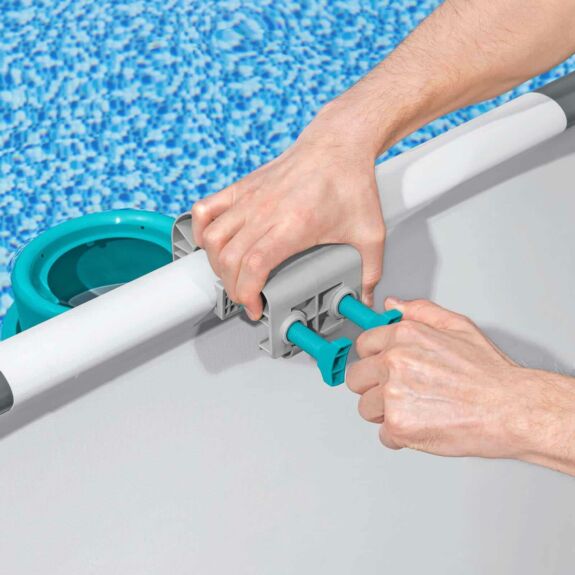 Kit mantenimiento piscina elevada con aspiradora y skimmer Bestway AquaClean Deluxe